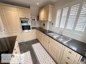 Kitchen- click for photo gallery
